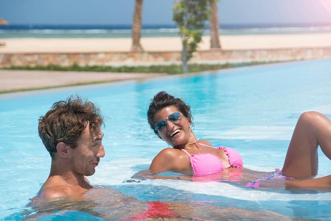 12 Days Classic Egypt Tour with Nile Cruise and Red Sea Stay Everything Included - Service, guides, and the private-tour question