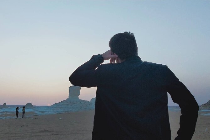 2-Day Shared Tour in White Desert from Cairo - The long morning drive from Cairo to Bahariya Oasis