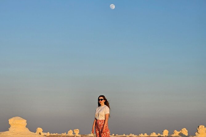 2 Days White Desert And Bahariya Oasis Tour - Agabat Valley brings dunes and chalk towers