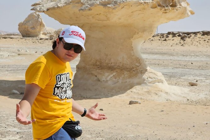 2 Days White Desert And Bahariya Oasis Tour - Sunrise, breakfast, and the return to Bahariya