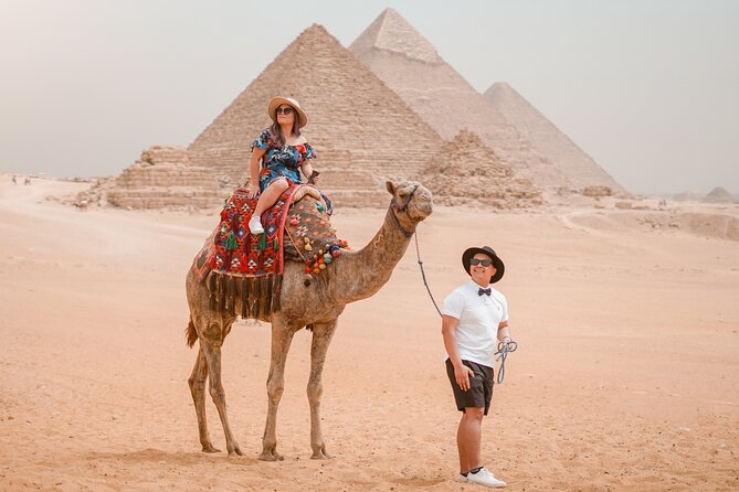 2 hrs Unique Photo session (PhotoShoot) at the Pyramids of Giza - The panoramic viewpoint and all nine pyramids