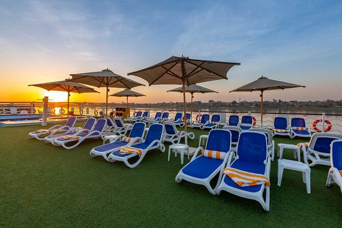 2 Nights Nile cruise from Aswan to Luxor&Abu Simbel And Balloon - Kom Ombo at sunset and the crocodile god