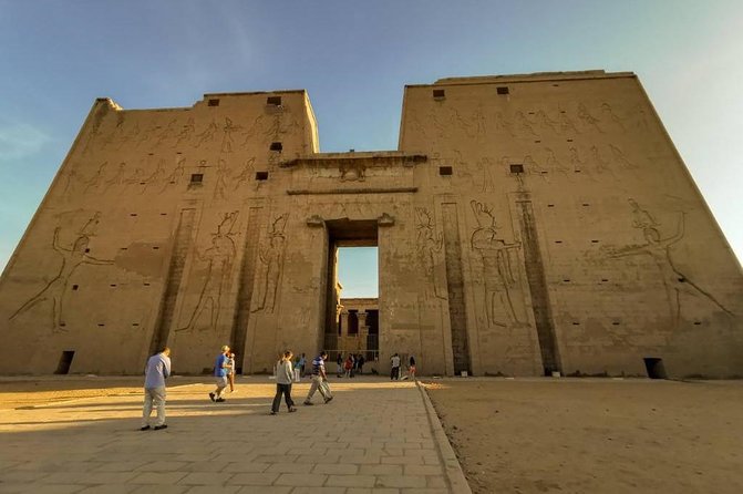 4-Day 3-Night Nile Cruise from Aswan to Luxor - Luxury Tour - Life onboard: comfort, food, and the luxury question