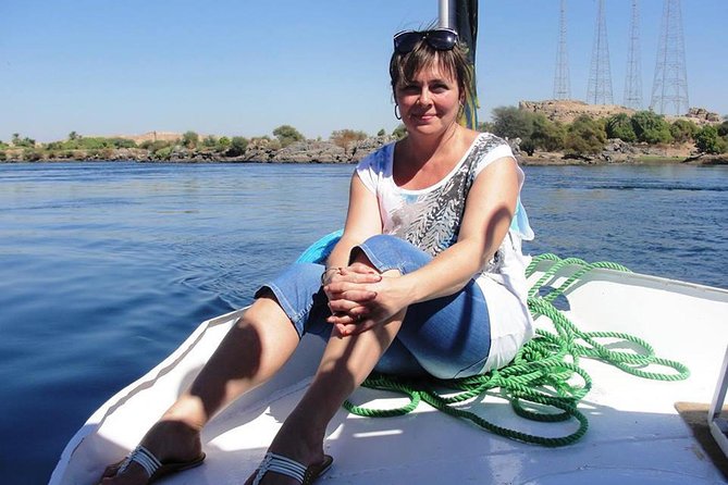 4-Day 3-Night Nile Cruise from Aswan to Luxor With Balloon and Abu Simbel - Day three: Edfu, sailing, and the Esna Lock