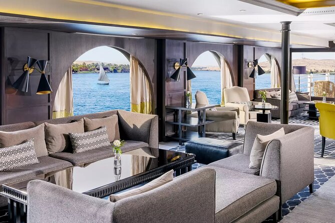 5 Day Nile Cruise from Cairo to Luxor and Aswan - Day 3: Edfu by horse and carriage, then Kom Ombo