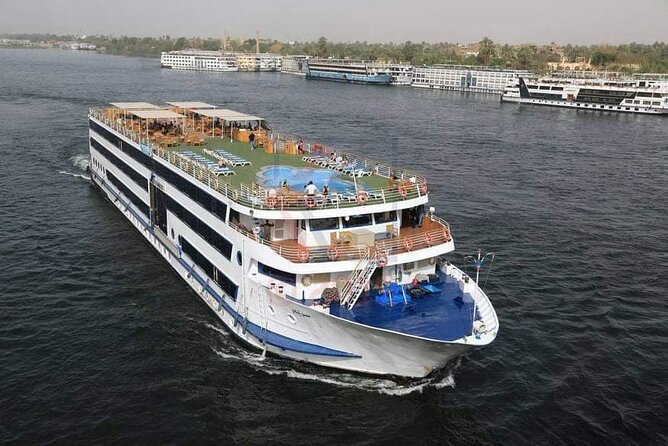 5 Day Nile Cruise from Luxor to Aswan - Day three: Horus at Edfu and the two gods of Kom Ombo