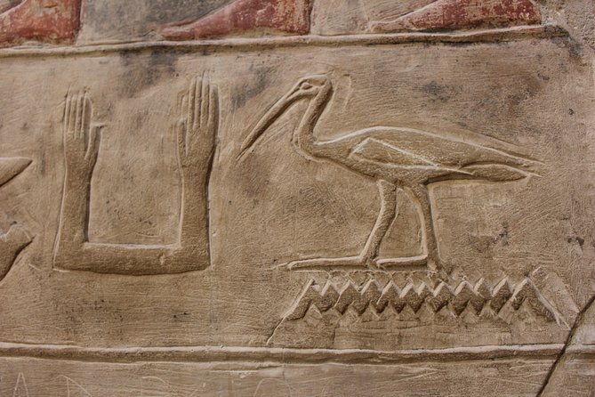 8-Hour Private Tour to Giza Pyramids, Memphis and Sakkara - What the private guide adds
