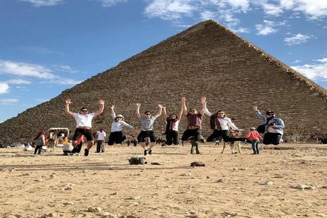 8 hours-Private Guided Day Tour to Memphis Saqqara and Giza with Lunch - Inside Teti’s pyramid