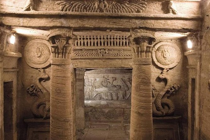 Alexandria Day Tour From Cairo & Giza Hotels - Kom el Shoqafa, a tomb beneath Alexandria
