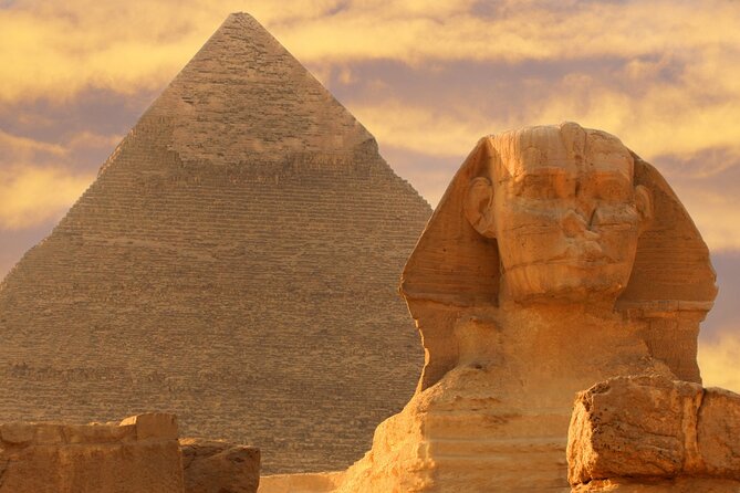 All Inclusive Full-Day Tour to Pyramids, Museum, mosque and Felucca - A felucca ride provides the day’s quietest hour