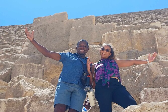 All-Inclusive Giza Pyramids, Sphinx, Sakkara & Memphis with Lunch - Egyptian lunch with the right expectations