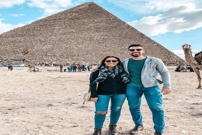 All-inclusive Private Trip Giza Pyramids Sphinx Saqqara, Dahshur - Lunch, water, and a useful break