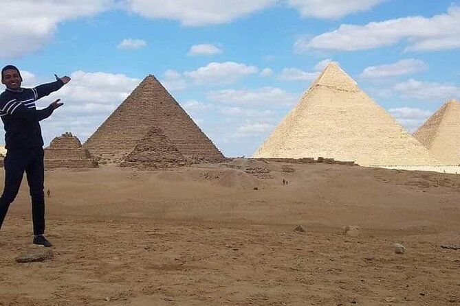 All Inclusive to Giza Pyramids, Saqqara, Memphis, lunch, Tickets - Guide, vehicle, lunch, and the practical side
