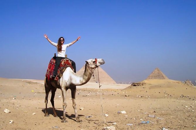 ALL inclusive Tour to Giza Pyramids Sakkara from Alexandria Port - Lunch at a VIP Restaurant