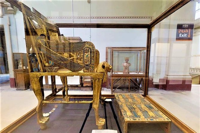 All inclusive tour to Pyramids, Sphinx, Camel, The Museum+Bazzar - The Giza Pyramids: two hours among Cheops, Chephren, and Mykerinus