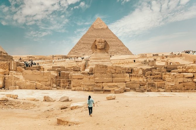 All inclusive tour to Pyramids, Sphinx, Camel, The Museum+Bazzar - What the private guide changes