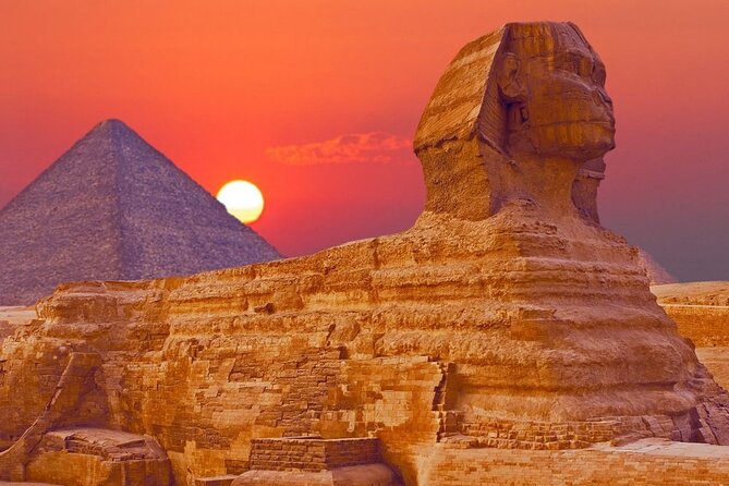 Allinclusive Half DayPrivateTour Giza PyramidsSphinx Ticke Lunch - Khafre and the surviving cap of casing