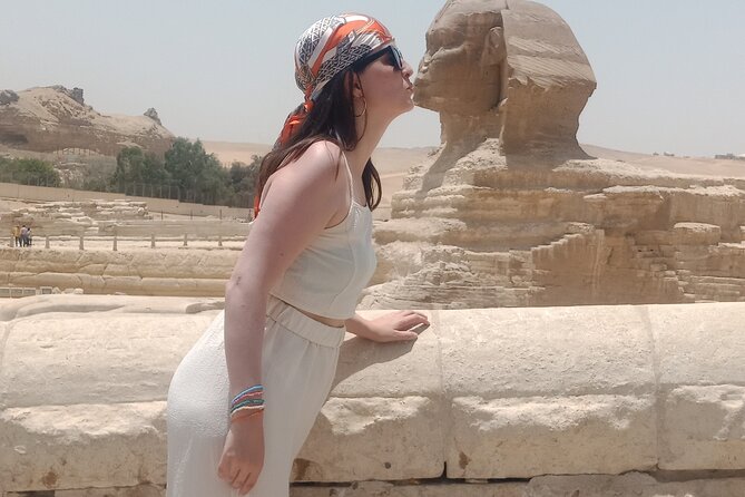 an unmissable day, The Giza Pyramids, the Egyptian Museum and the Souk - The guide can shape the day