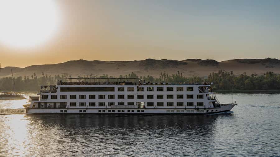 Aswan: 4-Day Egypt Private Tour with Nile Cruise, Balloon - Philae Temple, the Pearl of Egypt