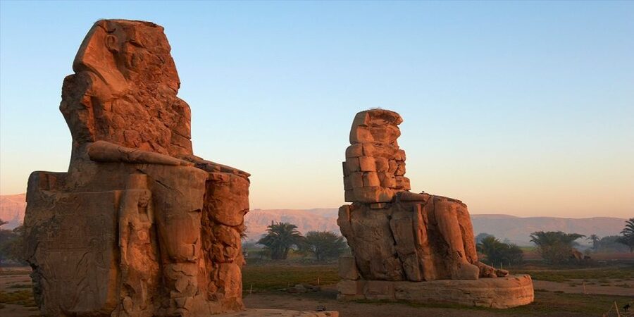 Aswan: 4-Day Egypt Private Tour with Nile Cruise, Balloon - A sunrise balloon flight above Luxor