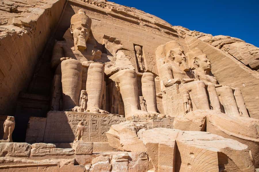 Aswan: Abu Simbel Group Tour with Guide and Entrance Fees - Why Abu Simbel is worth the long ride from Aswan