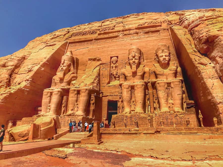 Aswan: Abu Simbel Group Tour with Guide and Entrance Fees - Transport, comfort, and the long day