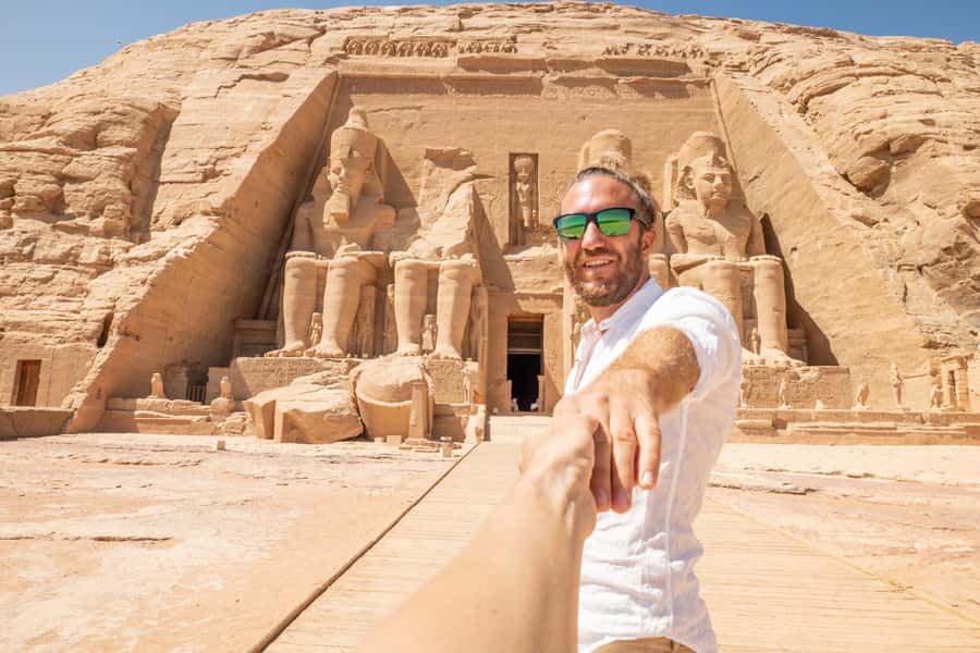 Aswan: Abu Simbel Temple & Nubian Village Private Day Tour - Why Abu Simbel deserves the early start