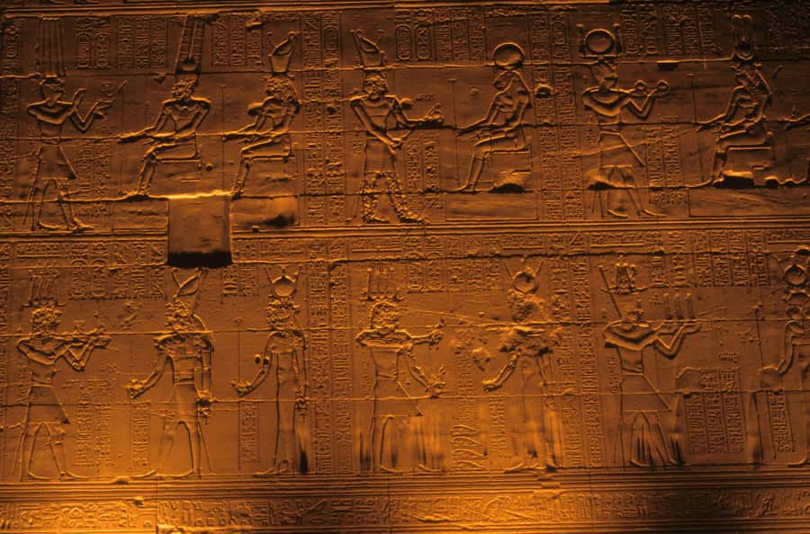 Aswan: Philae Temple Sound & Light Show with Entrance Fees - Why Philae is especially effective after dark