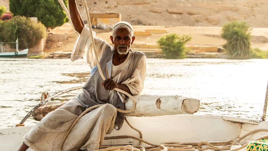 Aswan Private Felucca Ride: Sail Around Elephantine Island. - Wind, motorboats, and the feel of the ride