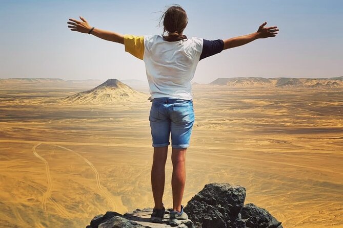 Black and White Desert and Bahariya Oasis Tour 2 Days 1 Night - Breakfast, sunrise, and the return to Cairo