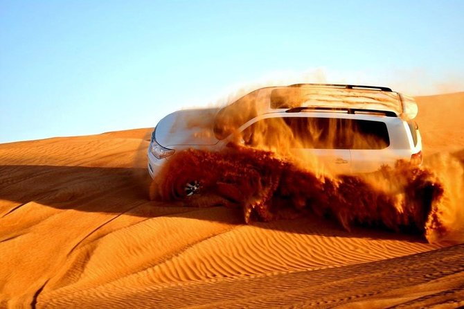 Black and White Desert and Bahariya Oasis Tour 2 Days 1 Night - El Haize hot spring and the oasis connection