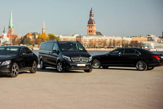 Cairo Airport Pick up or Transfer from Hotels - Private transport, not a sightseeing tour
