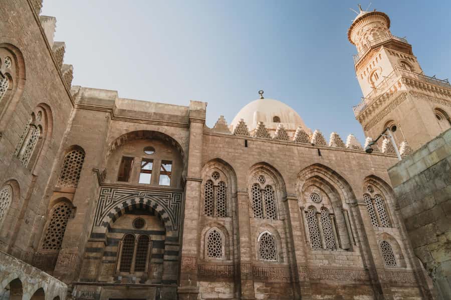 Cairo: All-Inclusive Coptic & Islamic Cairo Tour with Lunch - Starting with Al-Hakim Mosque