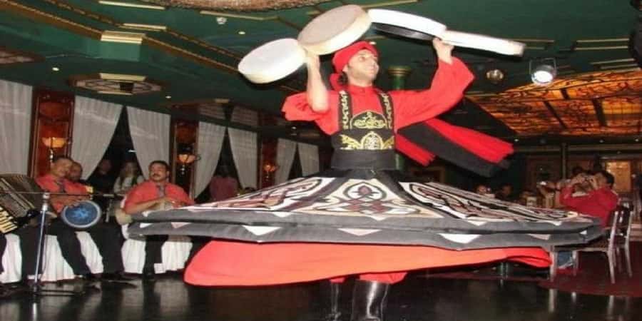Cairo: Buffet Dinner Cruise with Folkloric Show - A Nile evening built around dinner and entertainment