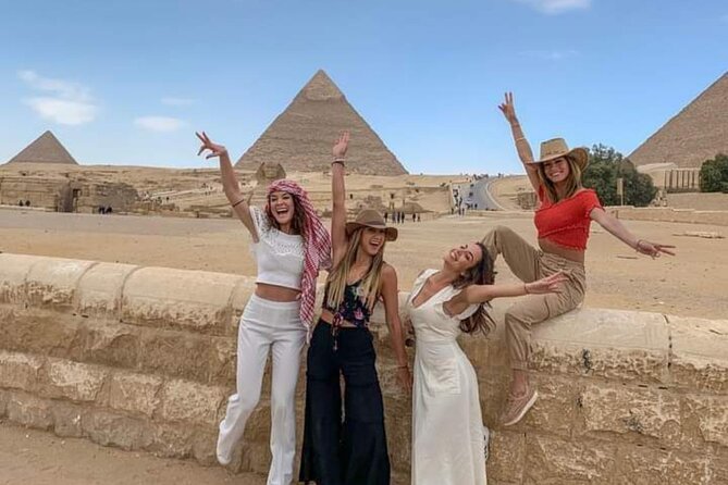 Cairo By Big Bus full day From Hurghada (Pyramids-sphinx-Egyptian Museum-Lunch) - Lunch and the papyrus workshop