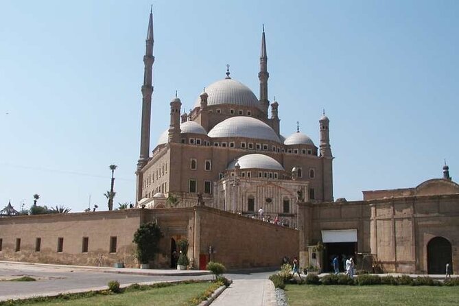 Cairo Day Tour visit Egyptian Museum, Citadel and Khan Khalil Bazaar - Khan el-Khalili in one hour