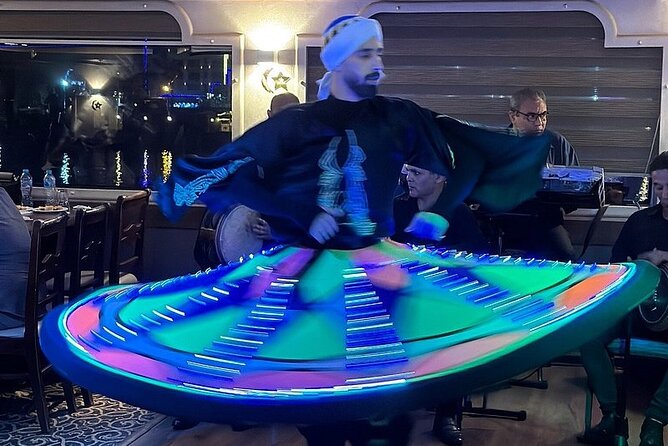 Cairo dinner cruise in Nile River ,Belly Dance and Tanura Show - What the evening is really like