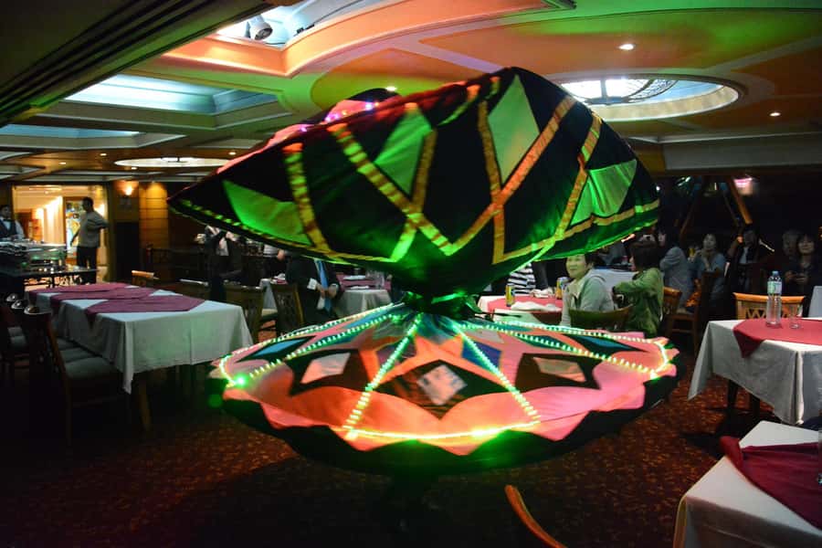 Cairo: Dinner Cruise on the Nile River - Dinner on the Nile: useful, filling, and not fancy dining