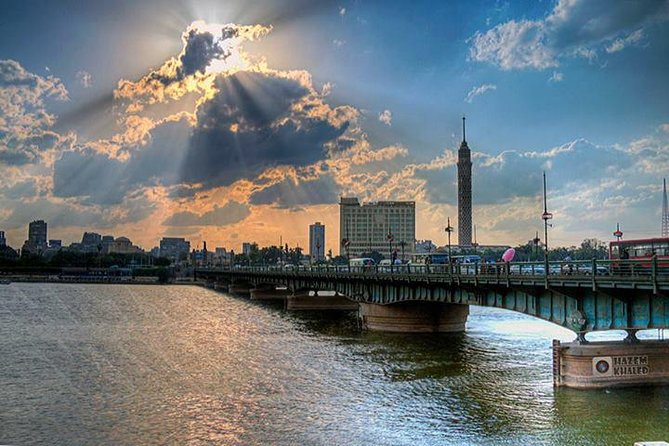 Cairo Dinner Cruise on the River Nile with Belly Dancing Show - Boarding the boat and finding your seat