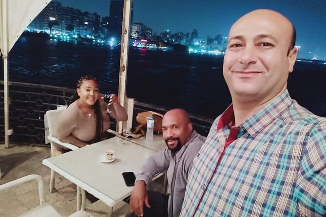 Cairo Dinner Cruise show with belly dancer show on Nile river - Who will enjoy this most