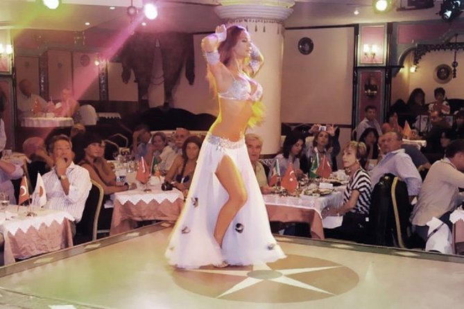 Cairo dinner Cruise with Belly dancer show - A Cairo evening that begins on the road and ends on the Nile