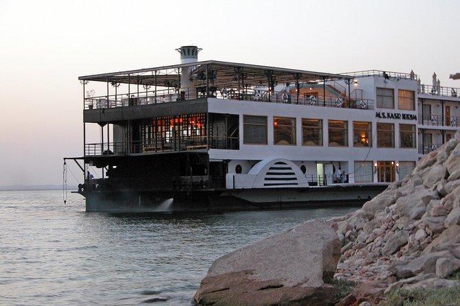 Cairo dinner Cruise with Belly dancer show - Who should book this Cairo dinner cruise?
