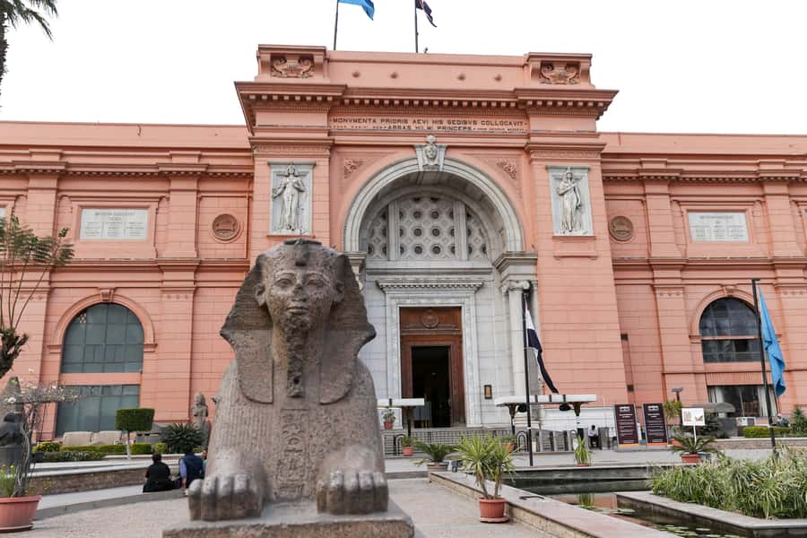 Cairo: Egyptian Museum 4-Hour Private Tour with Transfer - Tutankhamen’s gold and jewelry