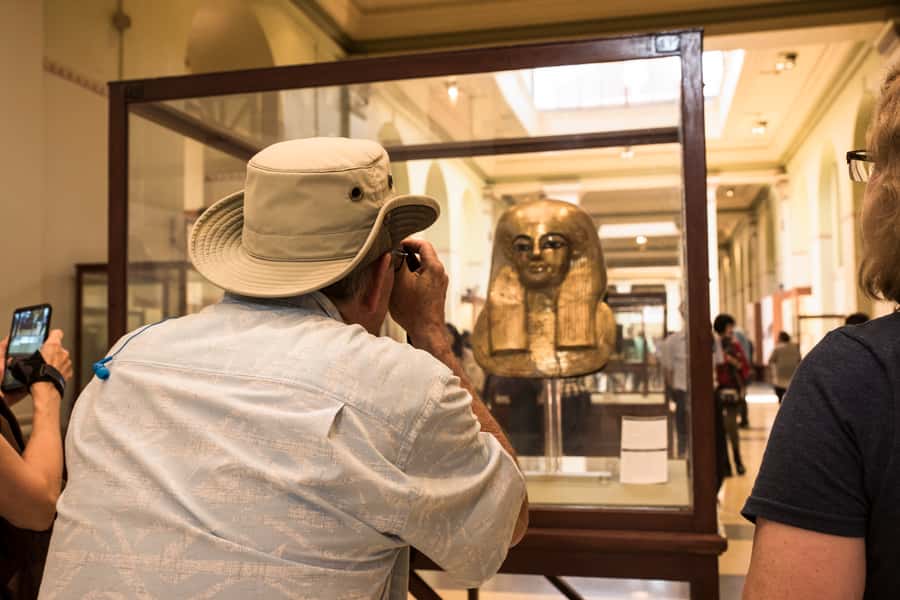 Cairo: Egyptian Museum, Pyramids & Bazaar Tour - Optional rides and entering the Great Pyramid