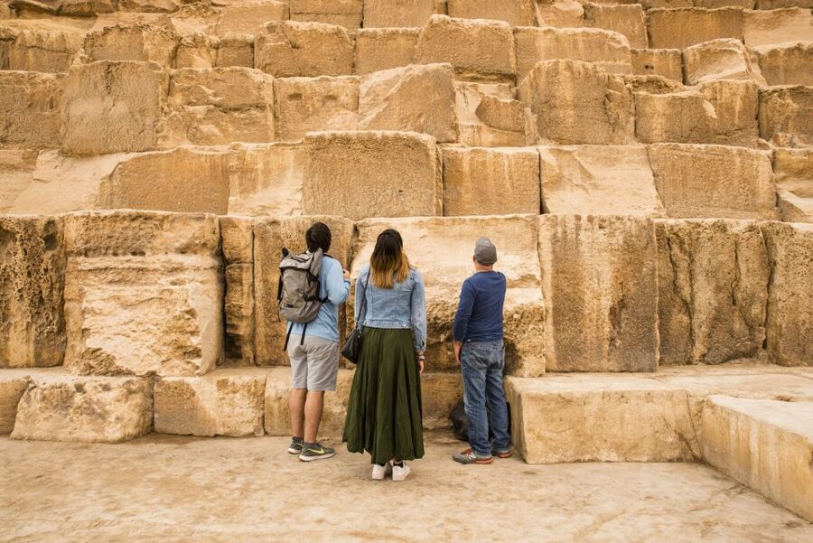 Cairo: Egyptian Museum, Pyramids & Bazaar Tour - Who should book this $77 tour?