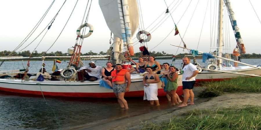 Cairo: Felucca ride on The Nile River with Meals - Best time to book the felucca