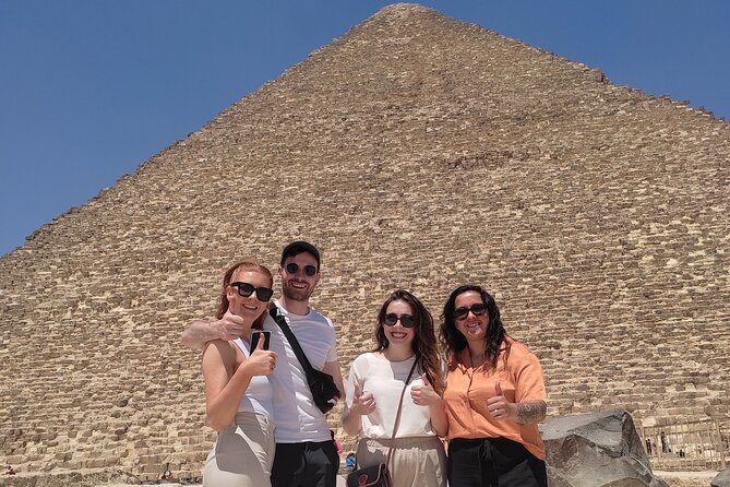 Cairo, Giza Pyramids, Great Sphinx, Egyptian Museum and Bazaar Private Tour - Lunch and the Road to Tahrir Square