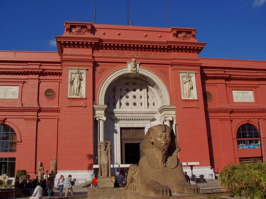 Cairo: Giza Pyramids, Museum & Tahrir Square Private Tour. - Why this six-hour plan works for a first Cairo day