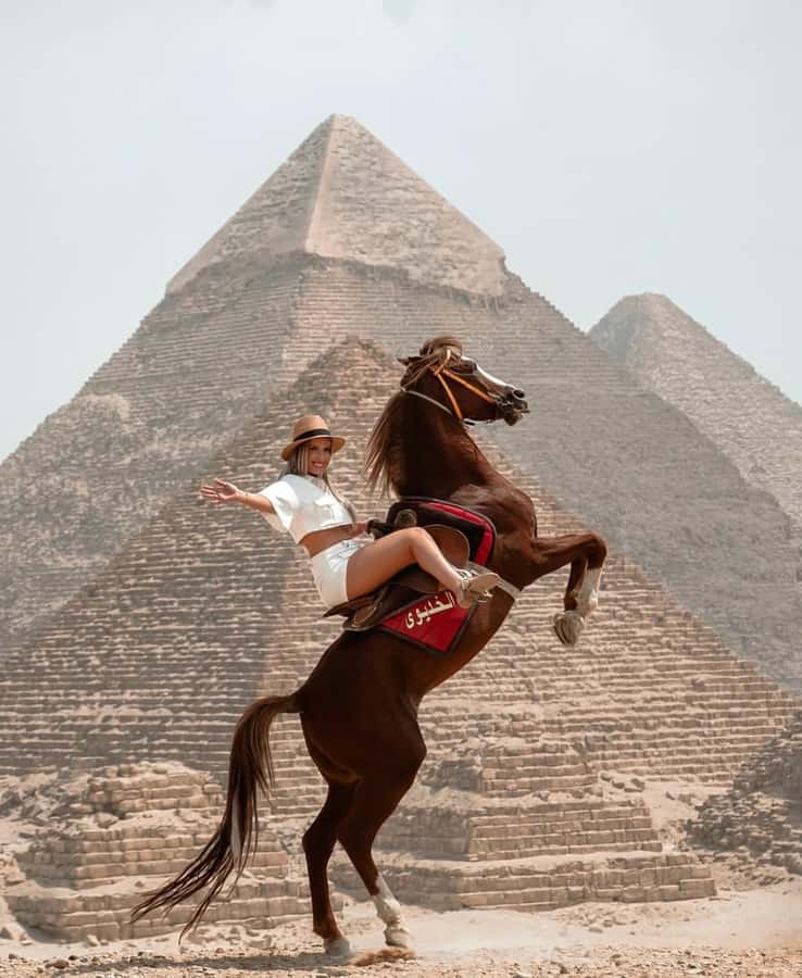 Cairo: Giza pyramids, Sphinx, and Great Pyramid Tour - What the $110 Giza tour really covers