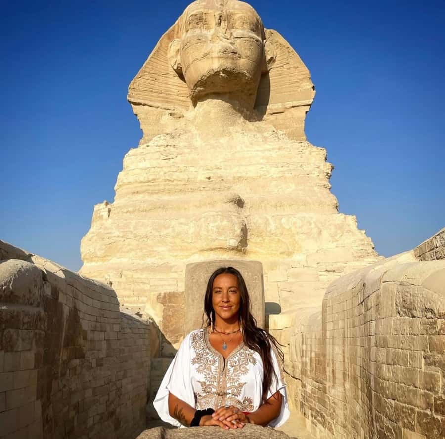 Cairo: Giza pyramids, Sphinx, and Great Pyramid Tour - Hotel pickup and a four-hour schedule